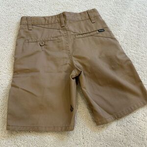 Boys Volcom Khaki Shorts sz 10 slim School Uniform